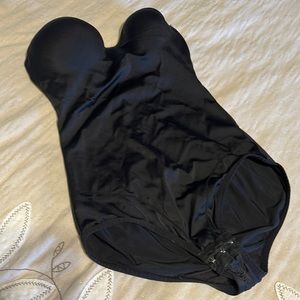 Marilyn Monroe intimate apparel